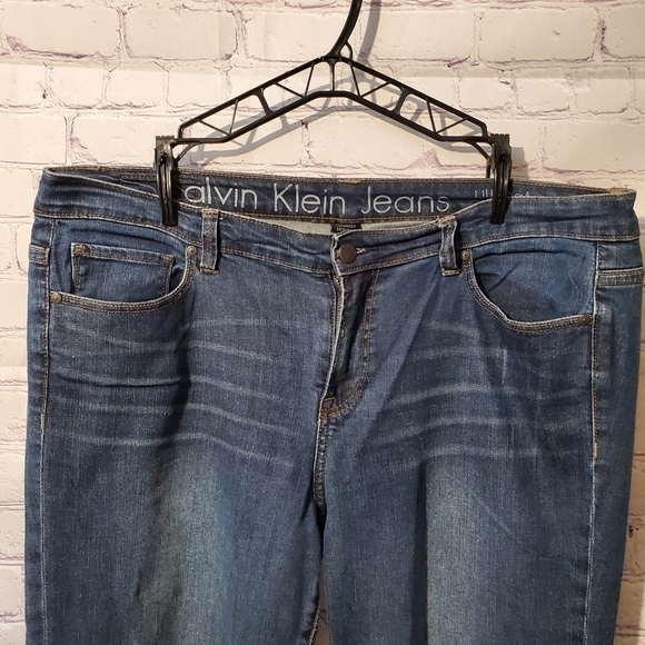 CALVIN KLEIN ULTIMATE SKINNY JEANS - Picture 2 of 7